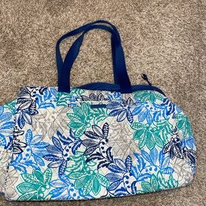 Vera Bradley duffel bag